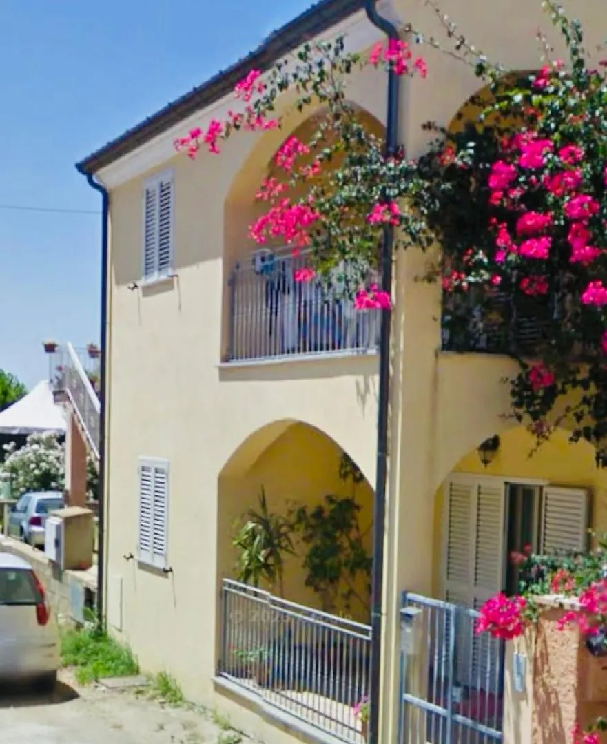 Ferienhaus Prima Spiaggia Apartments Golfo Aranci Italien
