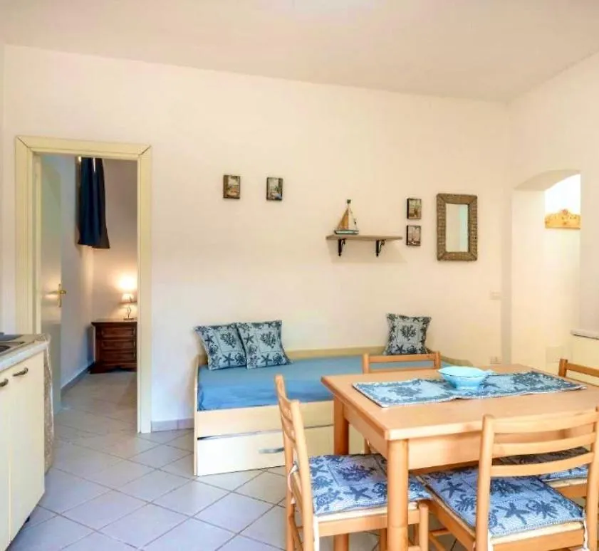 Prima Spiaggia Apartments Golfo Aranci 0*,  Italien