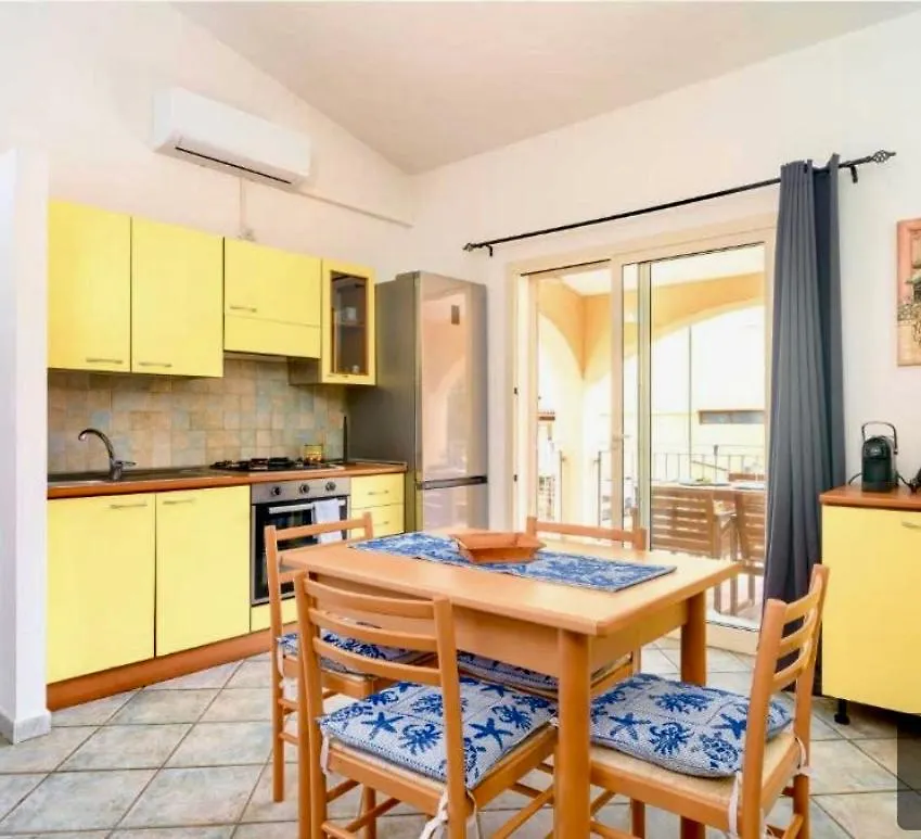 Prima Spiaggia Apartments Golfo Aranci