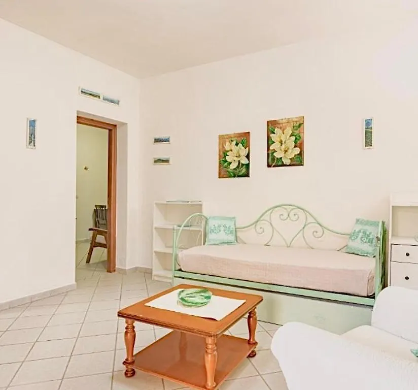 Prima Spiaggia Apartments Golfo Aranci 0*,