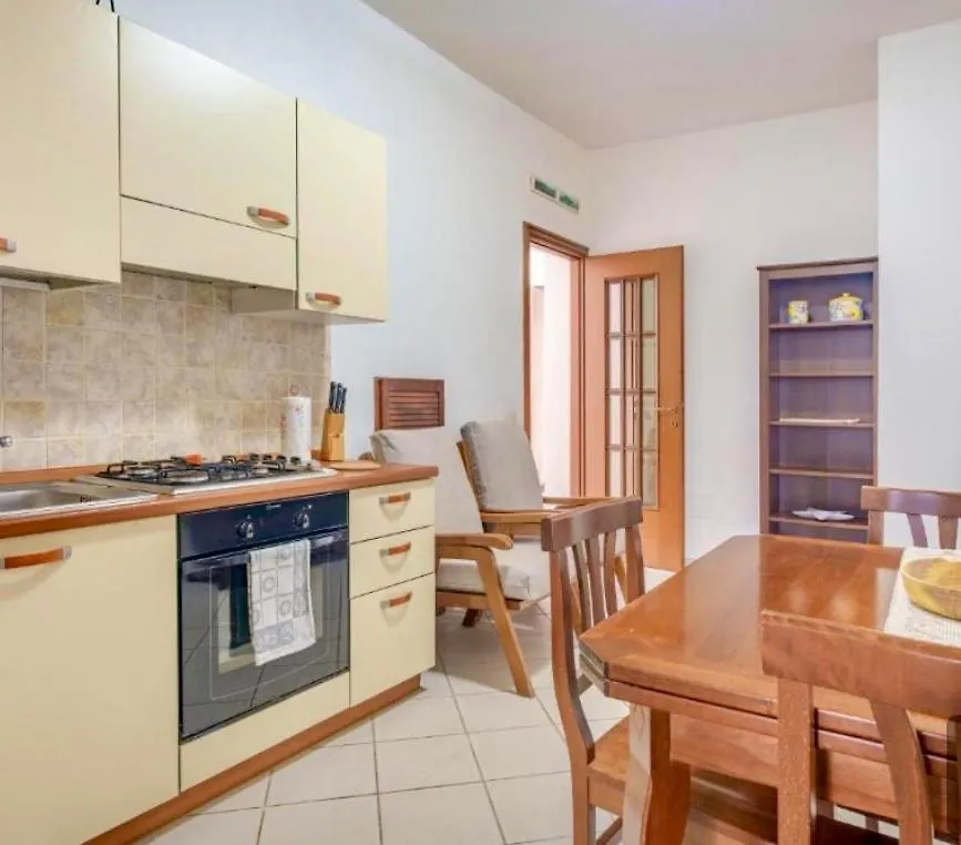 Prima Spiaggia Apartments Golfo Aranci 0*,